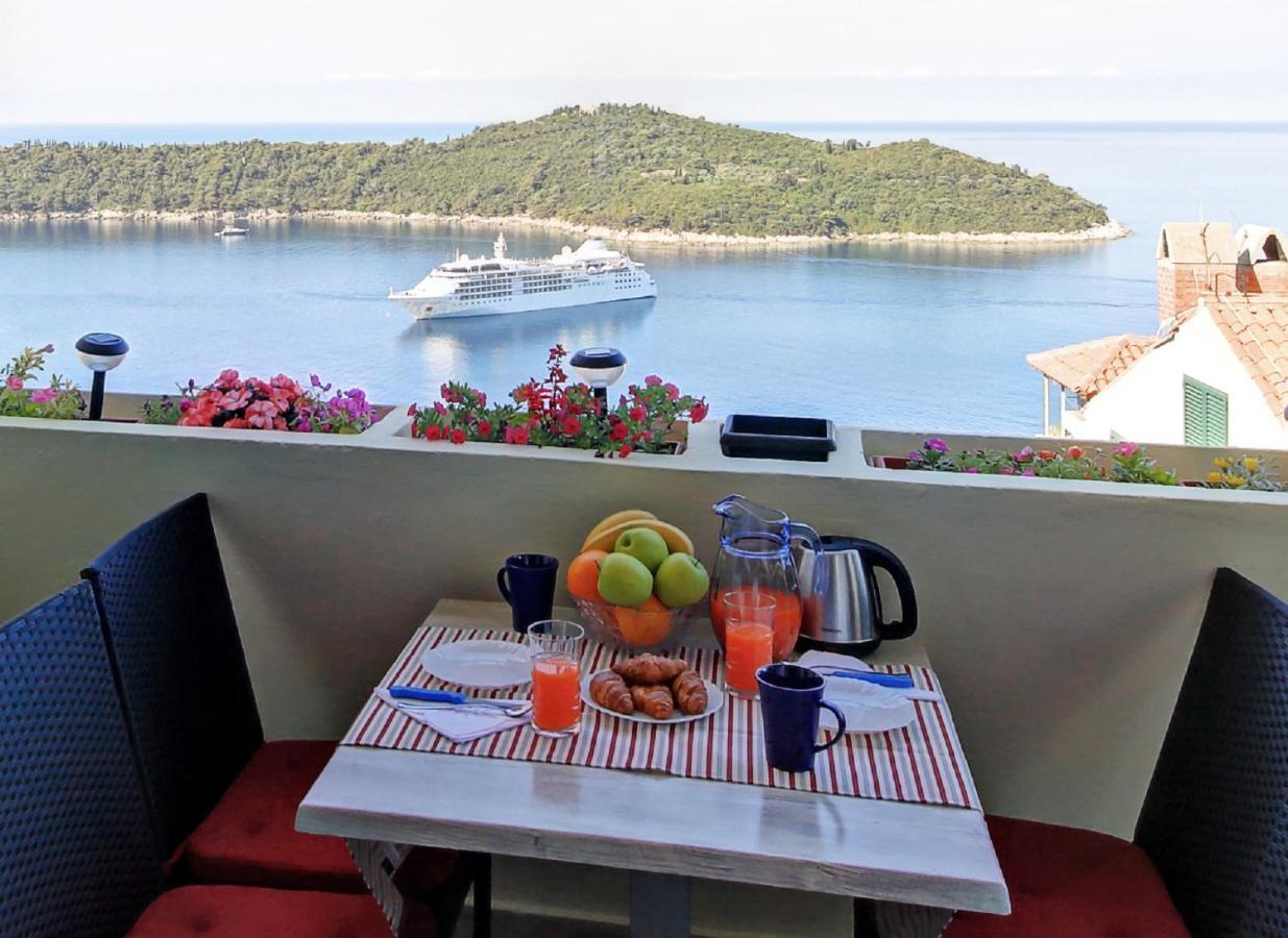 Apartment Blue Harmony Sea View