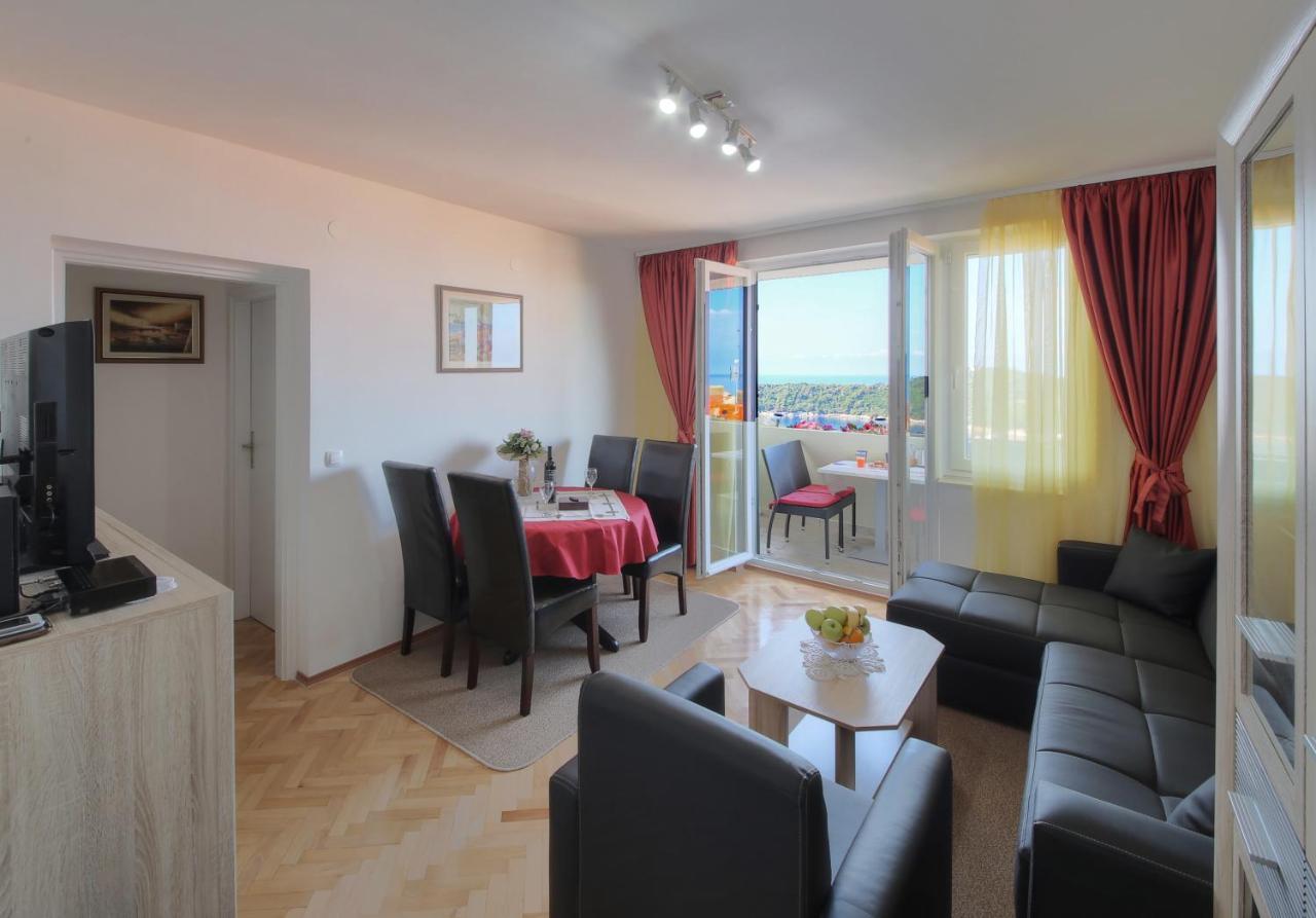 Blue Harmony Sea View Apartment *