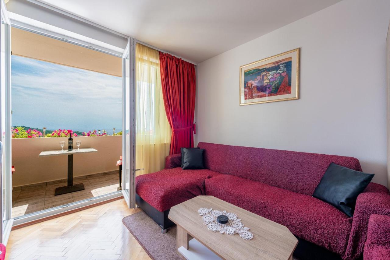Blue Harmony Sea View Apartment *
