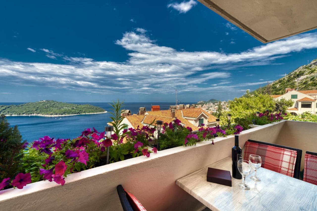 Blue Harmony Sea View Apartment *